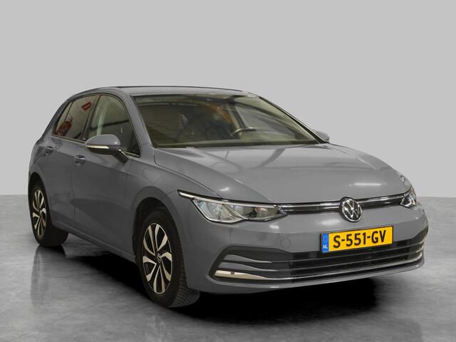 Volkswagen GOLF 1.0 TSI Life Business | All-season | Stoel en stuurverwarming | Parkeersensoren | Adaptive Cruise | LED Verlichting