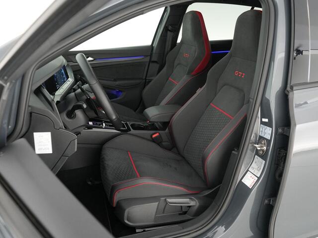 Volkswagen GOLF GTI Clubsport 2.0 TSI |Akrapovic|panoramadak|dealer onderhouden|IQ-light|19" R velgen|ACC|parkeer camera|sfeerverlichting|stoel & stuurverwarming|