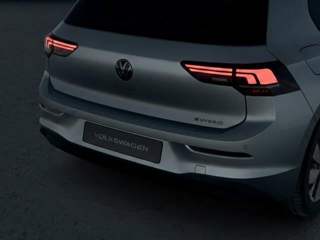 Volkswagen GOLF Life Edition 1.5 eHybrid 150 kW / 204 PK Hatchback