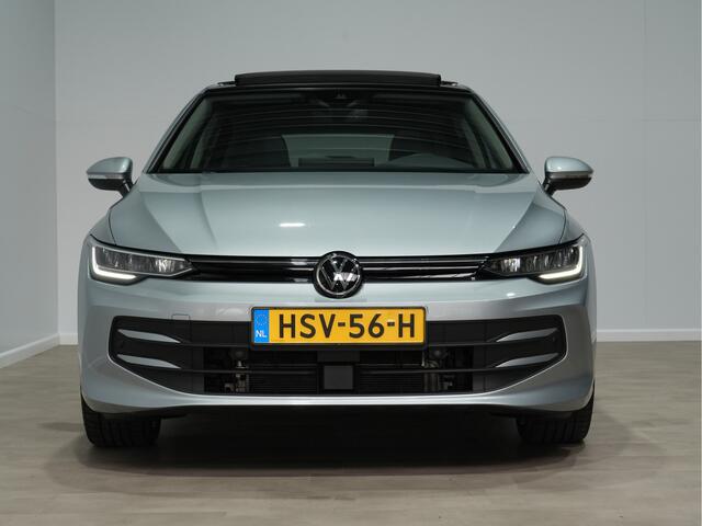 Volkswagen GOLF 1.5 eHybrid Life Edition Panorama Navi via App Camera Massage Acc 259