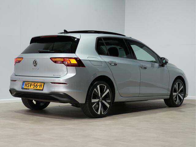 Volkswagen GOLF 1.5 eHybrid Life Edition Panorama Navi via App Camera Massage Acc 259