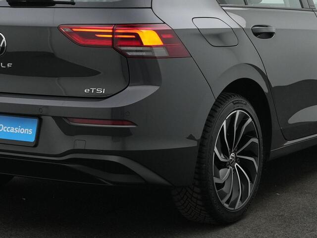 Volkswagen GOLF 1.0 eTSI 110 pk DSG Life Business | Geheugen-/massagestoel | Stuur-/stoelverwarming | Adaptive Cruise | Side Assist