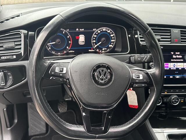 Volkswagen GOLF 1.5 TSI Highline