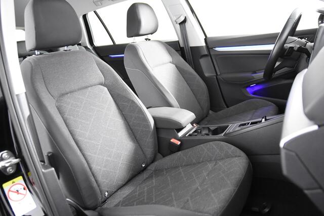 Volkswagen GOLF VIII Variant Life *1ste eigenaar*Navigatie*Park Assist*Carplay*