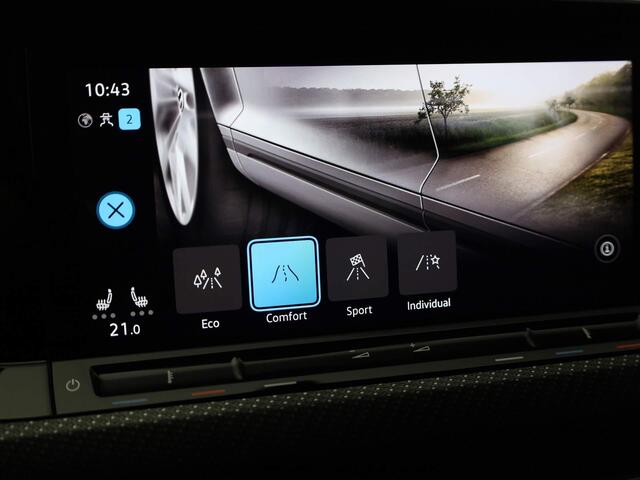 Volkswagen GOLF 1.5TSI/130PK R-Line · Navigatie · Stoel-&stuurverwarming · Apple/Android Auto · Parkeersensoren · Garantie t/m 22-02-2026 of 80000km