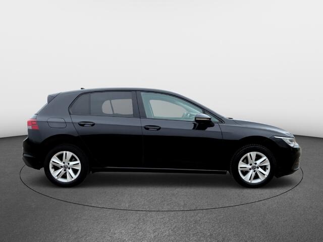 Volkswagen GOLF 2.0 TDI Style Aut | Nav en Winterpakket | Privacy glass