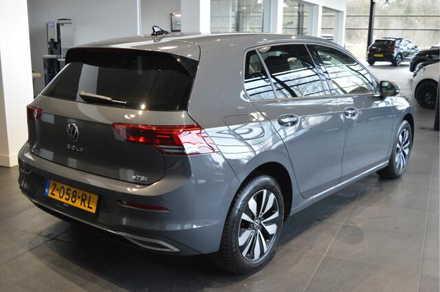 Volkswagen GOLF 1.0 eTSI MOVE navi clima led pdc cruise 16 inch 110 pk !!