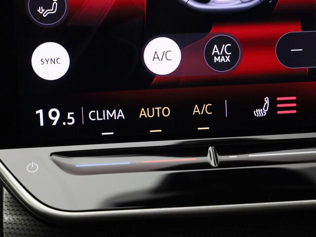 Volkswagen GOLF 1.5eTSI/150PK Style 50 Edition DSG · Panoramadak · Apple/Android · Massagefunctie · Camera · Garantie t/m 23-10-2026