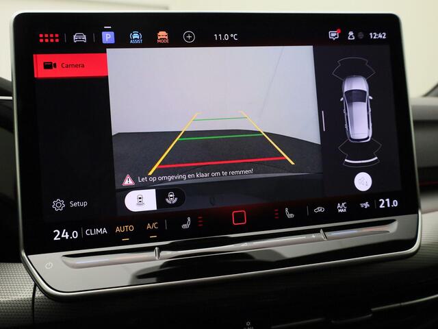 Volkswagen GOLF 1.5eTSI/150PK Style 50 Edition DSG · Panoramadak · Apple/Android · Massagefunctie · Camera · Garantie t/m 23-10-2026