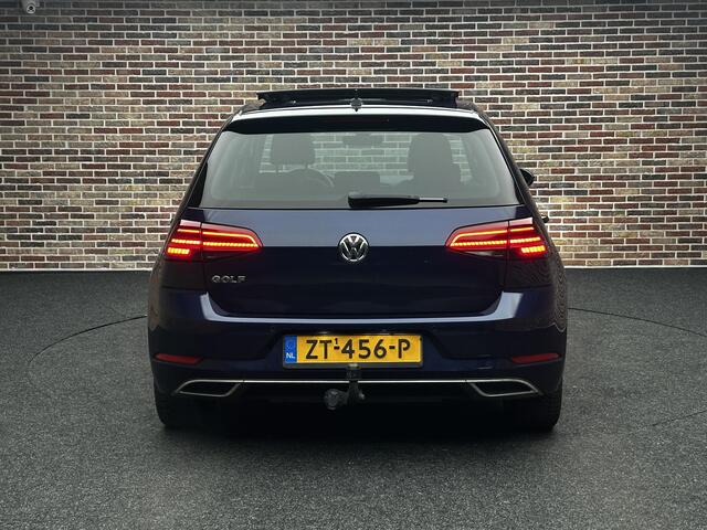 Volkswagen GOLF 1.5 TSI Highline Panorama Dynaudio Facelift Massage