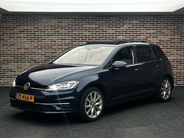 Volkswagen GOLF 1.5 TSI Highline Panorama Dynaudio Facelift Massage
