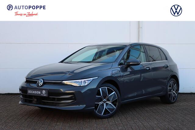 Volkswagen GOLF 1.5 eHybrid Style Edition 204pk DSG6 | 360 Camera | Elektrische Stoelen | Massage