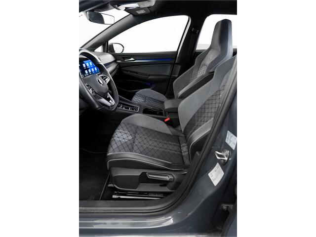 Volkswagen GOLF 1.5 eTSI R-Line Business