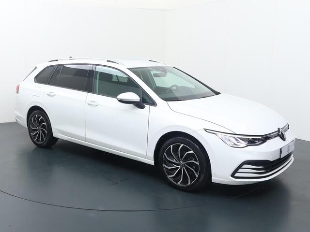 Volkswagen GOLF Variant 1.0 eTSI Life | 110 PK | Automaat | Adaptive cruise control | Apple Carplay/Android Auto |