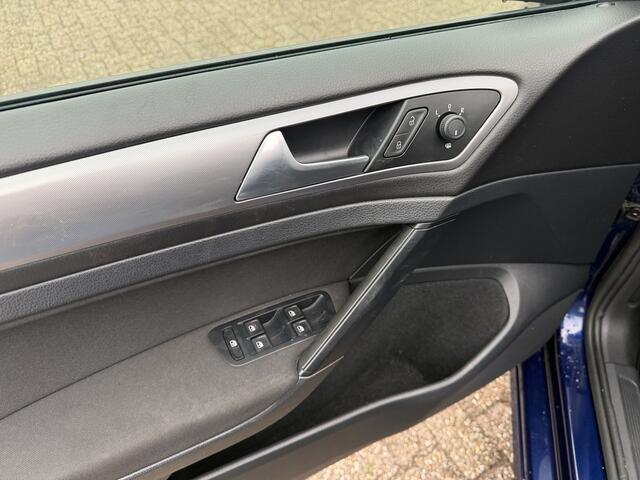 Volkswagen GOLF 1.0 TSI Comfortline Airco/Carplay/Cruise