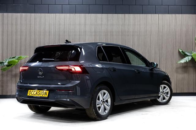Volkswagen GOLF VIII Lim. 1.5 TSI 110 kW Life | Stoel en Stuurverwarming | CarPlay |