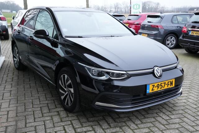 Volkswagen GOLF 1.4 EHYBRID STYLE-All in prijs/ Stoelverwarming/Camera/Navi
