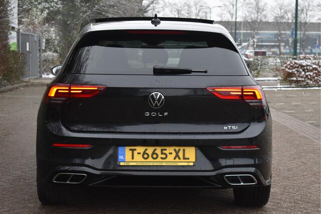 Volkswagen GOLF 1.5 eTSI R-Line Business Black Style | Pano.dak | Harman/Kardon | Camera | Stuurverwarming | Sportstoelen | Sfeerverlichting | Adapt.CC
