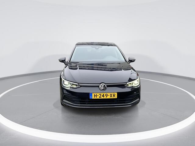 Volkswagen GOLF 1.5 eTSI 150pk DSG Style · Panoramadak · Camera · Apple/Android Car Play · Dodehoeksensor ·