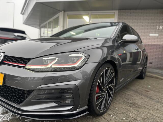 Volkswagen GOLF 2.0 TSI GTI Perf.