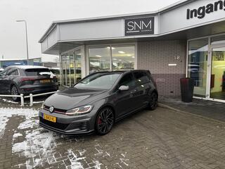 volkswagen-golf-2.0-tsi-gti-perf.