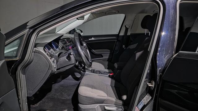 Volkswagen GOLF 1.0 TSI Comfortline | Navi | Climate | Cruise | Carplay