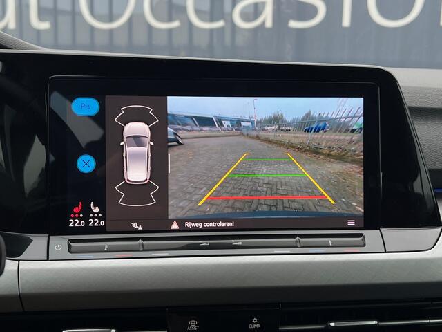 Volkswagen GOLF 1.0 eTSI 110pk DSG Life Navigatie Stoel verwarming