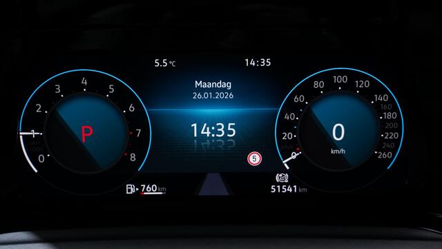 Volkswagen GOLF Variant 1.0 eTSI Life NAP 1e Eig. Apple Carplay PDC v+a Navigatie