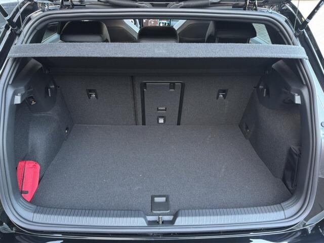 Volkswagen GOLF 1.5 TSI DSG GTE IQ/TREKHAAK/OPENDAK/CAMERA/HEADUPDIS/ACC