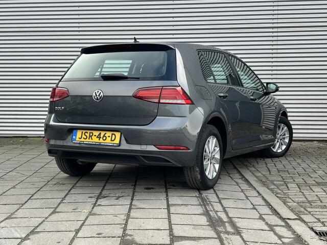 Volkswagen GOLF 1.0 TSI Comfortline | Applecarplay | CruiseControl | PDC |