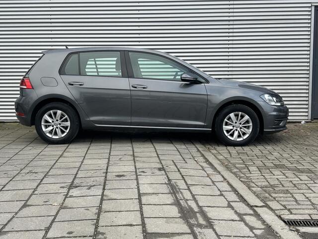 Volkswagen GOLF 1.0 TSI Comfortline | Applecarplay | CruiseControl | PDC |
