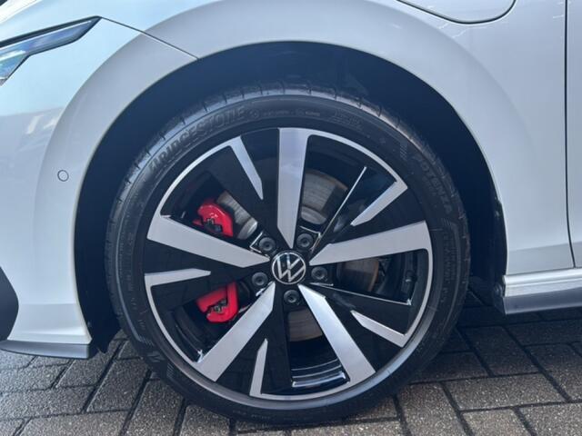 Volkswagen GOLF 1.5 TSI DSG GTE IQ/TREKHAAK/OPENDAK/CAMERA/HEADUPDIS/ACC