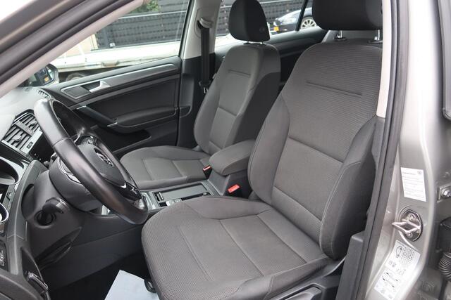 Volkswagen GOLF Variant 1.5 TSI Comfortline Automaat Trekhaak Navi Camera