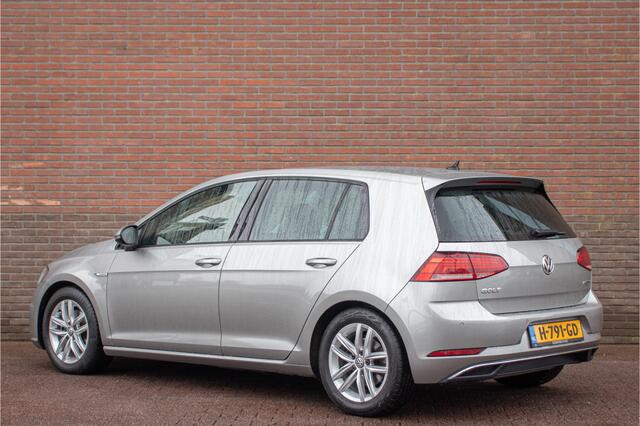 Volkswagen GOLF 1.5 TSI 130pk Comfortline, Carplay, Adaptive Cruise, Climate control, PDC, Bluetooth.