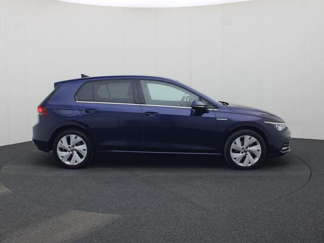 Volkswagen GOLF 1.5eTSI/130PK Style DSG · Navigatie · Apple/Android Car Play · Camera + Parkeersensoren · Stoelverwarming ·