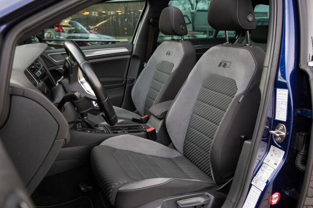 Volkswagen GOLF Variant 1.5 TSI Highline Business R , Panoramadak, Adap. cruise, Trekhaak,