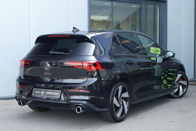 Volkswagen GOLF 2.0 TSI GTI / Carplay / Camera / Stoelverw