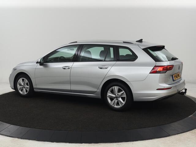 Volkswagen GOLF 1.0 TSI Life | Trekhaak | Camera | Adaptive cruise | Sfeerverlichting | Carplay | Navigatie | Parkeerhulp | Climate control | Bluetooth