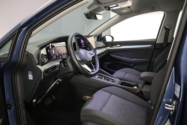 Volkswagen GOLF Life Edition 1.5 TSI eHybrid 204pk DSG Automaat Adaptive cruise control, Achteruitrijcamera, Stuurwiel verwarmd, App connect, Parkeersensoren, LED koplampen