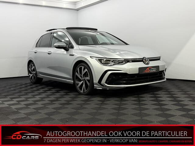 Volkswagen GOLF 1.5 TSI R-Line Panoramadak, Harman/Kardon, Camera, Navi, Keyless start, Sfeerverlichting, Lichtmetalen velgen