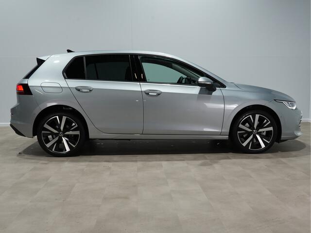 Volkswagen GOLF 1.5 eHybrid Life Edition Navi via App Stoel/Stuurverw. massage Camera 18"velgen