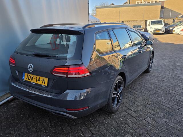 Volkswagen GOLF 1.0 TSI Highline TEL LM VERW STOELEN