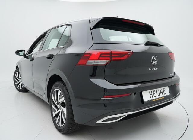 Volkswagen GOLF 1.4 eHybrid 204PK DSG STYLE CAMERA/CARPLAY/SFEERVERL.