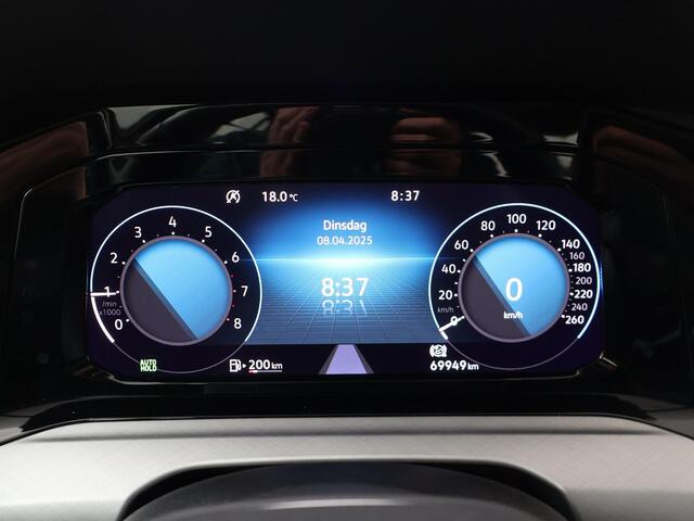 Volkswagen GOLF 1.0 TSI Life | 110 PK | Climate control | LED verlichting | Adaptive cruise control |