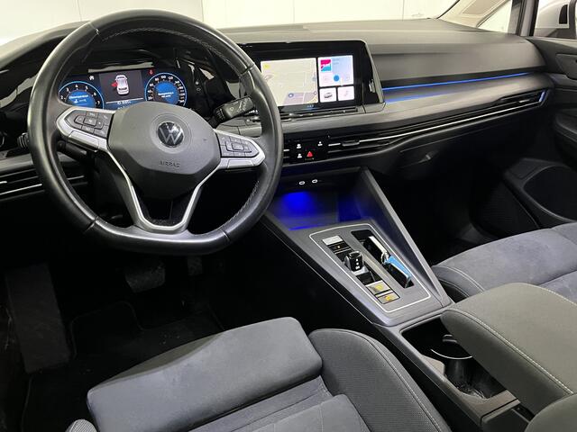 Volkswagen GOLF 1.5 eTSI Style / AUTOMAAT/ PARK.SENSOR.V+A/ CAMERA/ MEMORY SEAT+MASSAGE/ STUUR+STOEL VERWARM./ APP-CONNECT/ ACC/ DODE HOEK/ KEYLESS/ DIGITAL DASH/ DAB/ NAVI/ CLIMA/ LED/ ISOFIX/ 17'' LMV