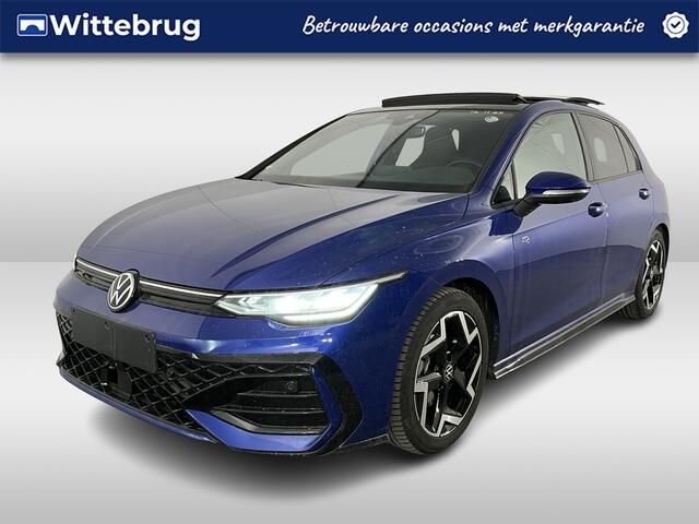 Volkswagen GOLF 1.5 eTSI R-Line / AUTOMAAT/ GARANTIE 03-2030/ PANO/ HARMAN KARDON/ PARK.SENSOR.V+A/ 360 CAMERA/ STUUR+STOEL VERWARM./ APP-CONNECT/ ACC/ DAB/ DIGITAL DASH/ RIJ-MODI/ ISOFIX/ 17'' LMV