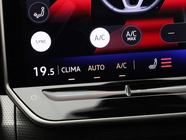 Volkswagen GOLF 1.5eTSI/150PK Style 50 Edition DSG · Panoramadak · Apple/Android · Massagefunctie · Camera · Garantie t/m 05-12-2026