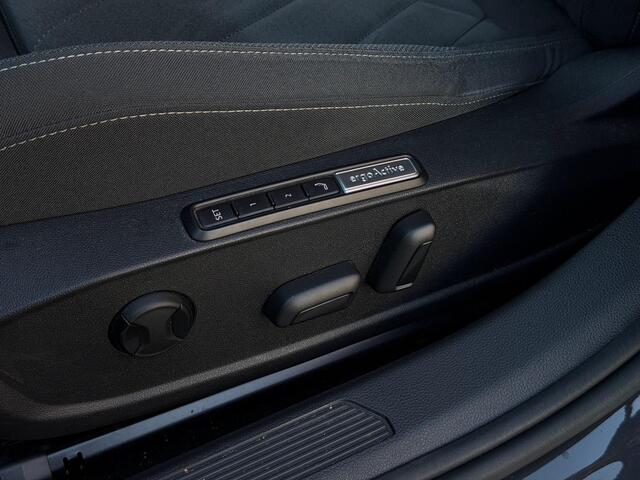 Volkswagen GOLF 1.4 eHybrid Style Navi LED PDC