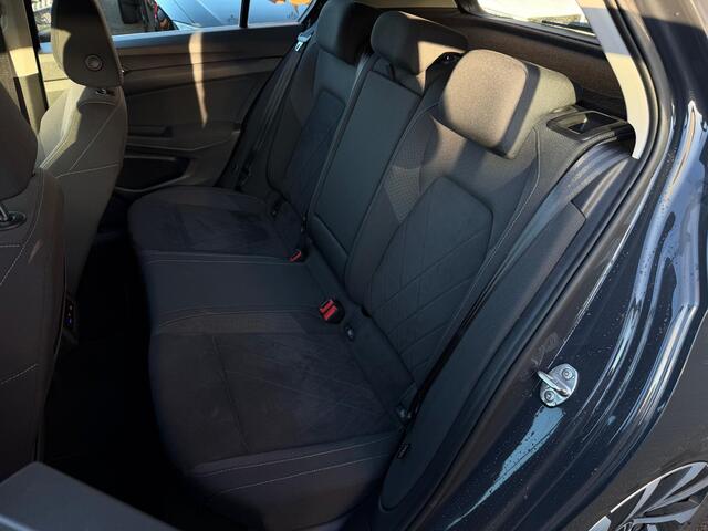 Volkswagen GOLF 1.4 eHybrid Style Navi LED PDC