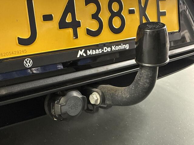 Volkswagen GOLF 1.5 TSI 130pk Life · Apple/Android Car Play · ACC · Stuur- & Stoelverwarming · Trekhaak · Navigatie · Sfeerverlichting · 17"Velgen ·